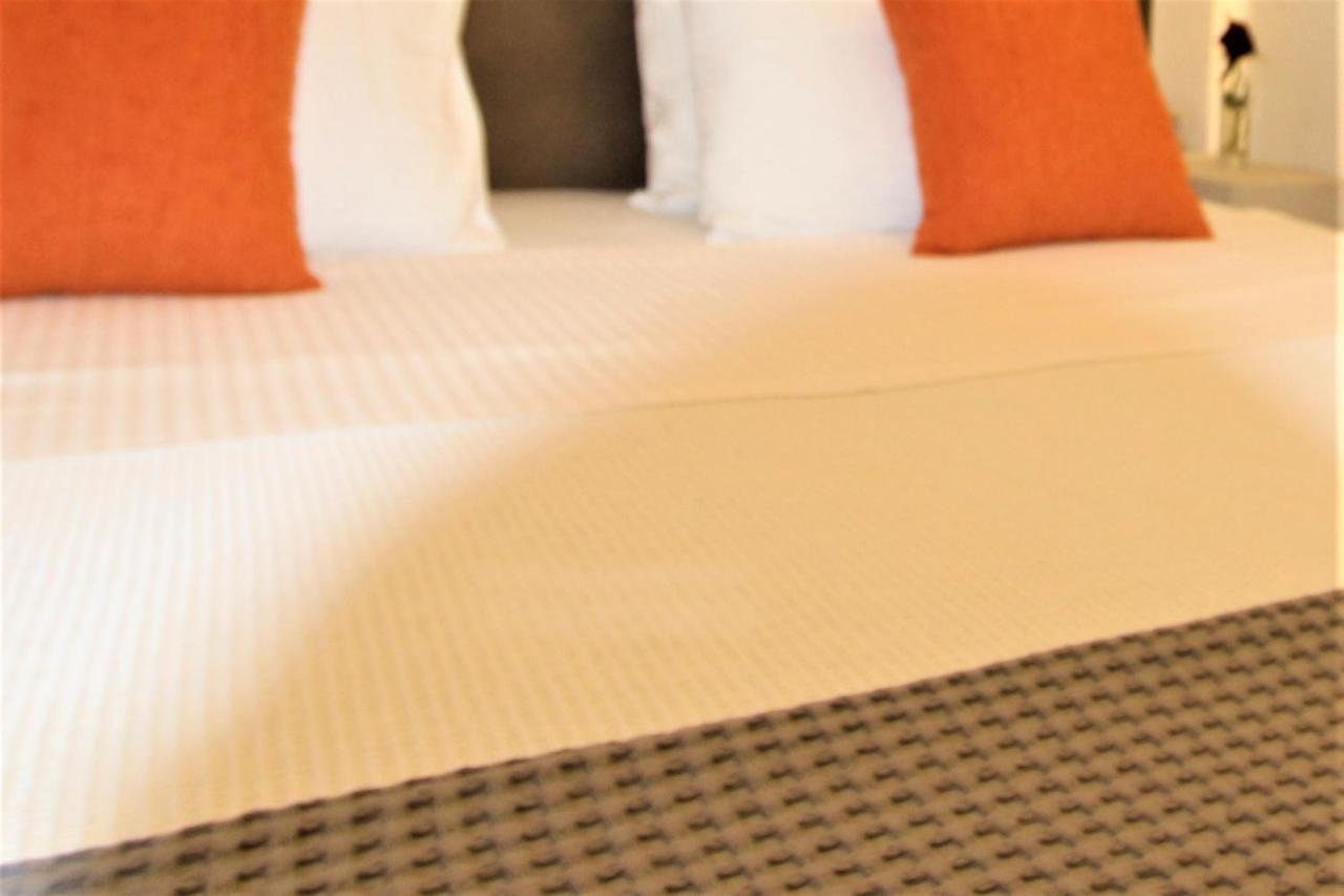Aiolos Apartments Ermou 64 2Nd Floor Suites Athen Eksteriør bilde