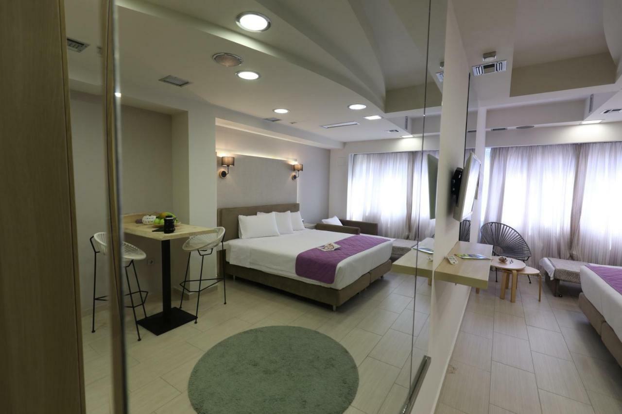 Aiolos Apartments Ermou 64 2Nd Floor Suites Athen Eksteriør bilde